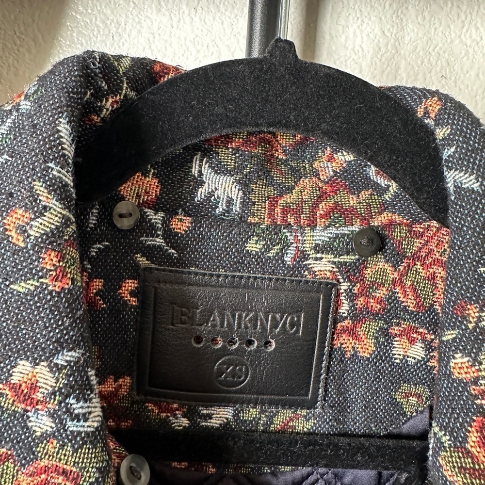 Blank NYC floral vintage embroidery romantic bomber jacket coat Moto military - Picture 4 of 6